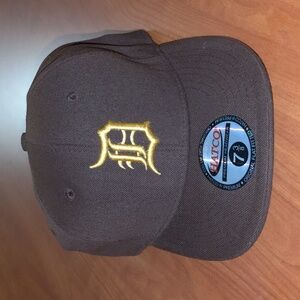 Hatco Premium MLB Detroit Tigers Original Flat Fitted Embroidered Cap 7 3/8